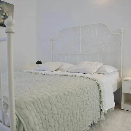 Nives Apartment