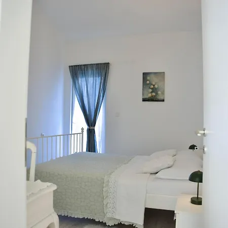 Apartamento Nives Kremena