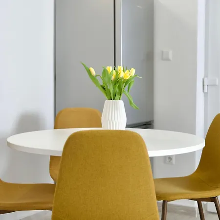 Nives Apartamento Kremena