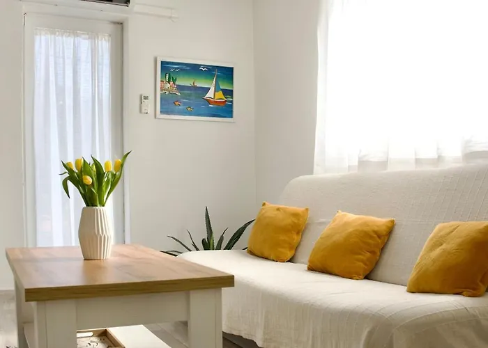 アパート Nives Kremena