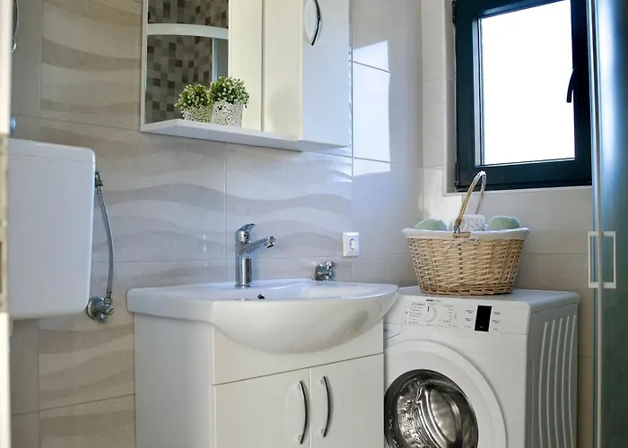 Nives アパート *